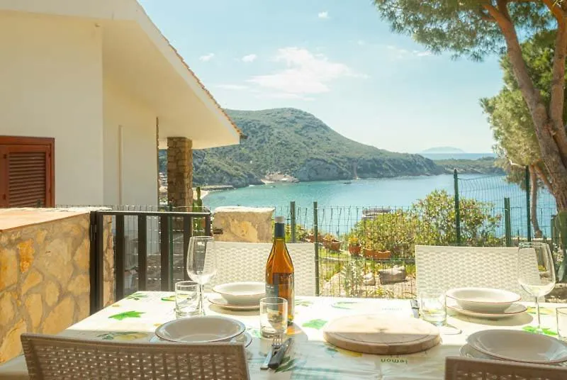 Giglio Rosso 1 Apartment Campese